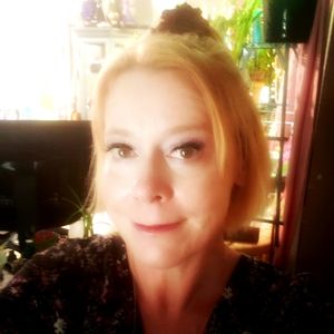 Meet your Posher, Jeannie